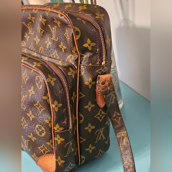 Rare Louis Vuitton Monogram Amazone MM size - Picture 12 of 16